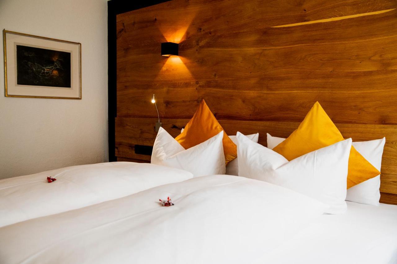 Hotel Montfort 3*